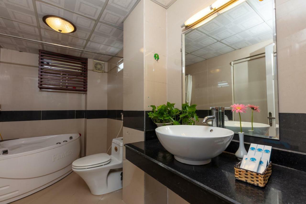 Hanoi Amore Hotel & Travel Екстериор снимка